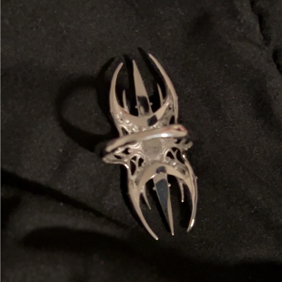 Pretty gothic ring - Picture 4 of 4